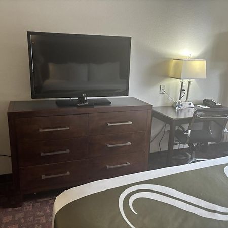 Quality Inn & Suites Lakewood - Denver Southwest Eksteriør billede