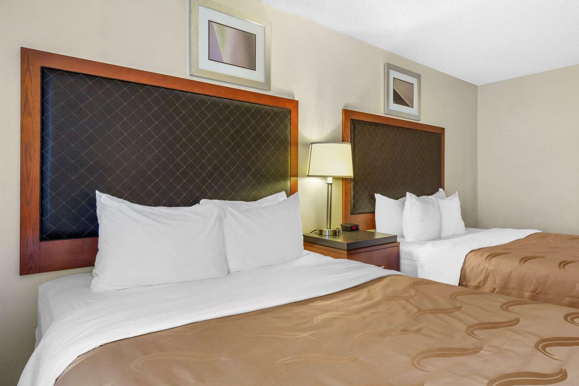 Quality Inn & Suites Lakewood - Denver Southwest Eksteriør billede