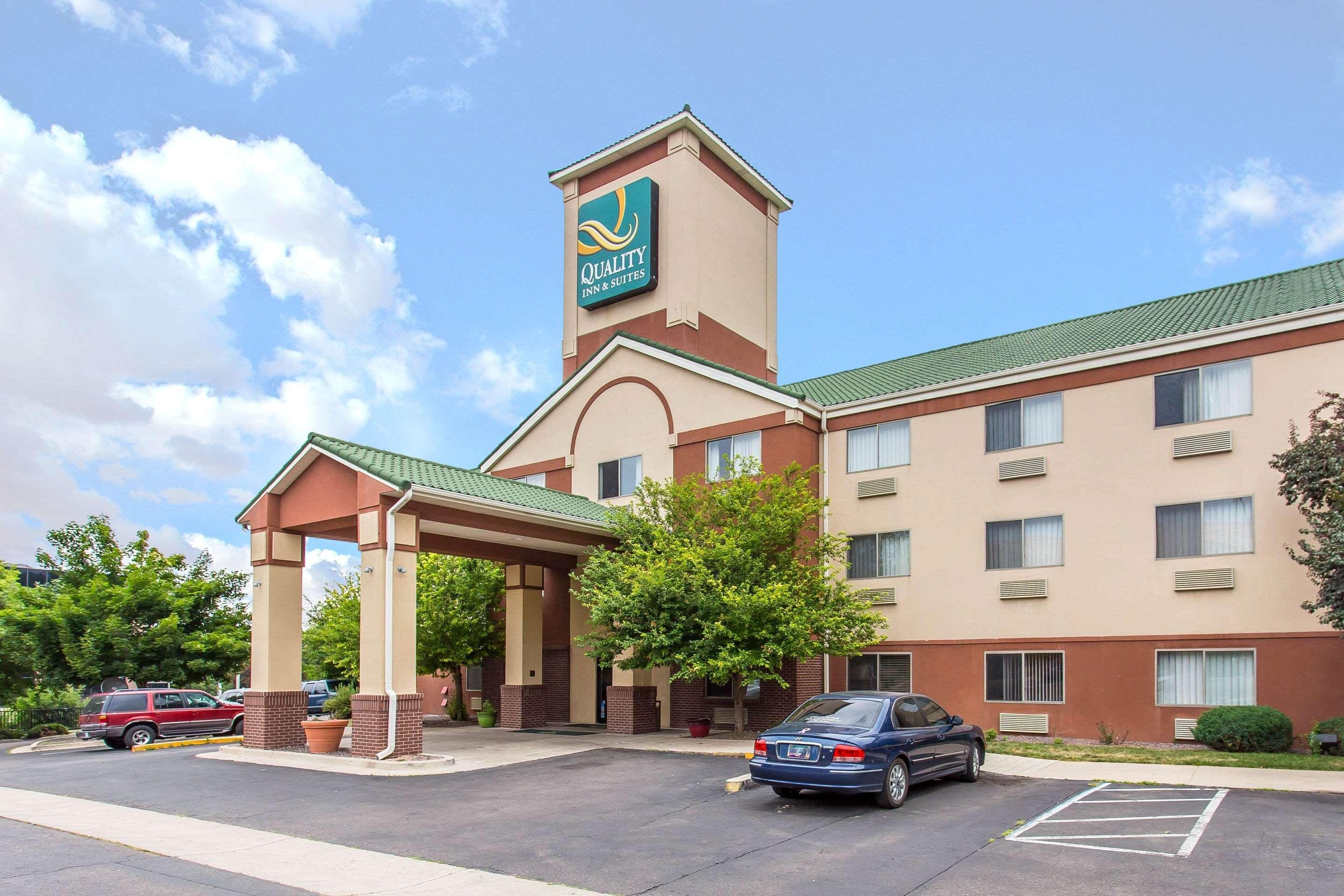 Quality Inn & Suites Lakewood - Denver Southwest Eksteriør billede