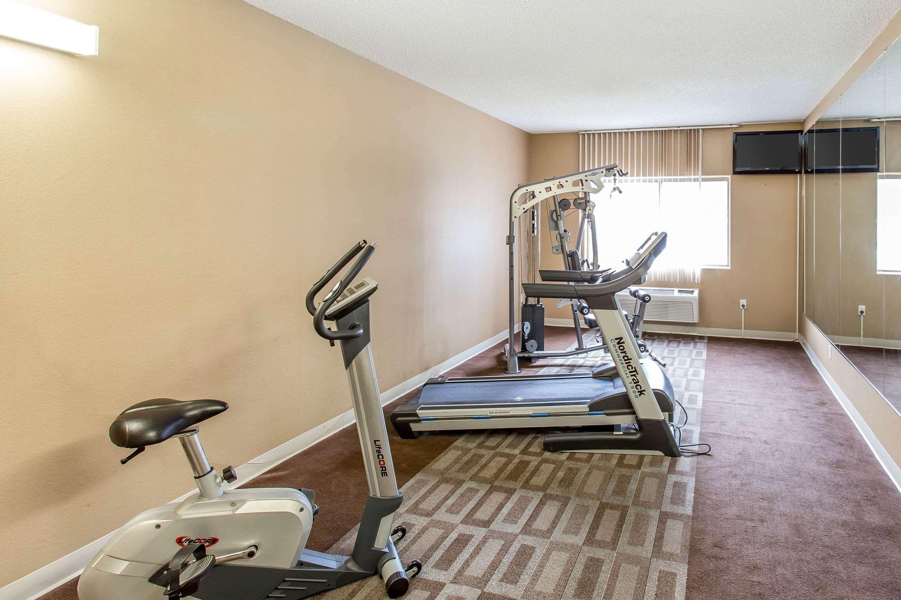 Quality Inn & Suites Lakewood - Denver Southwest Eksteriør billede