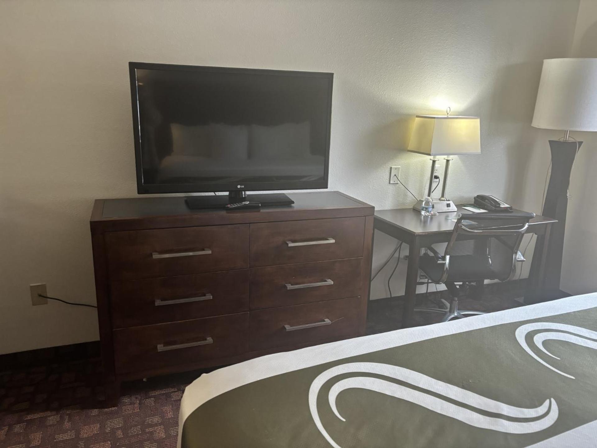 Quality Inn & Suites Lakewood - Denver Southwest Eksteriør billede